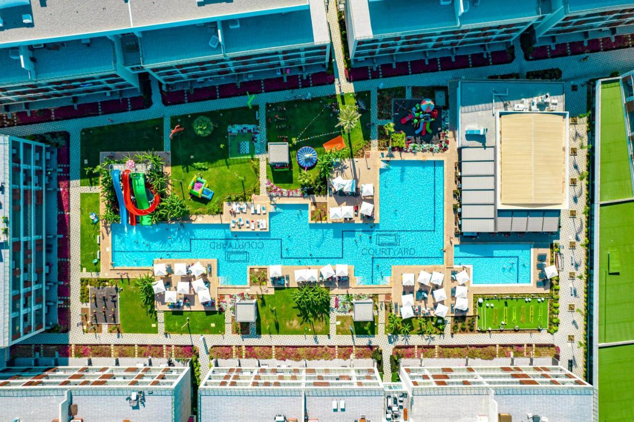 Courtyard Long Beach Holiday Resort Iskele District  Exteriér fotografie